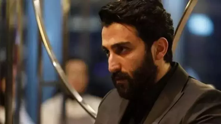 Kızılcık Şerbeti Firaz'ı oynayan Batuhan Bozkurt Yüzgüleç kimdir, nereli ve kaç yaşında? Batuhan Bozkurt Yüzgüleç'in biyografisi